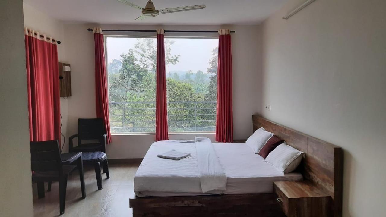Letstay Vythiri Hill Palace Kültér fotó