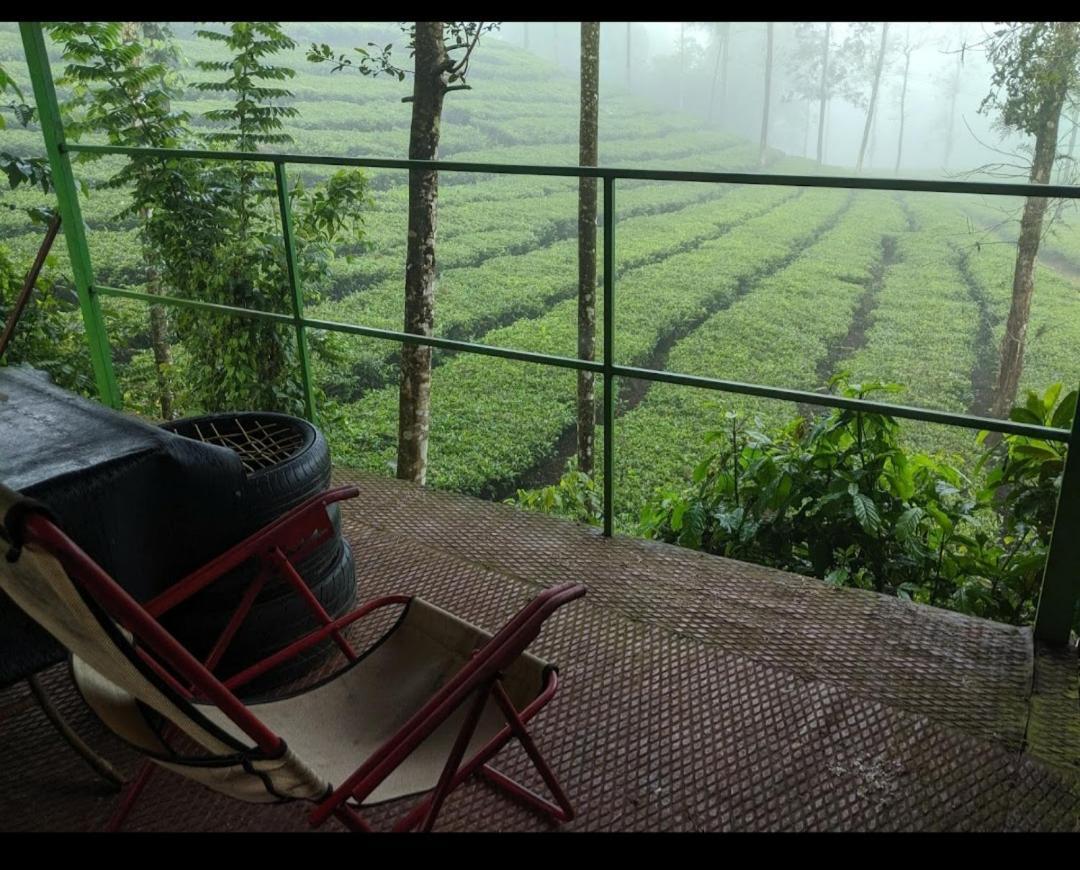 Letstay Vythiri Hill Palace Kültér fotó